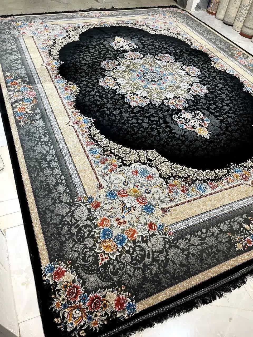 چهار تخته فرش ۹متری آکبند ۱۲۰۰شانه تراکم ۳۶۰۰|فرش|تهران, تهرانسر غربی|دیوار