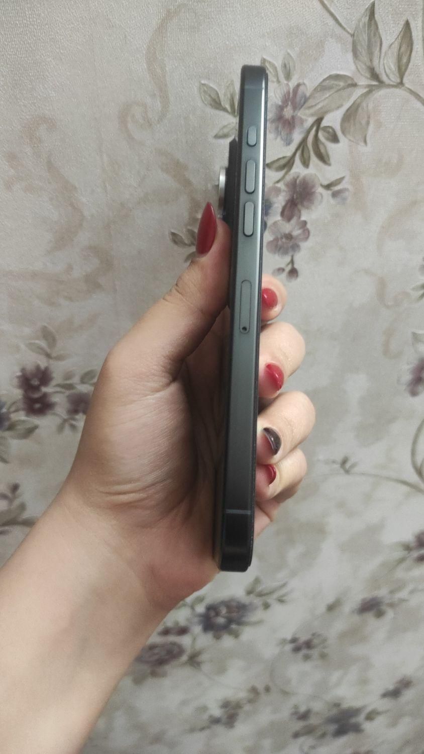 اپل iPhone 16 Pro Max با حافظهٔ ۲۵۶ گیگابایت|موبایل|اصفهان, احمدآباد|دیوار