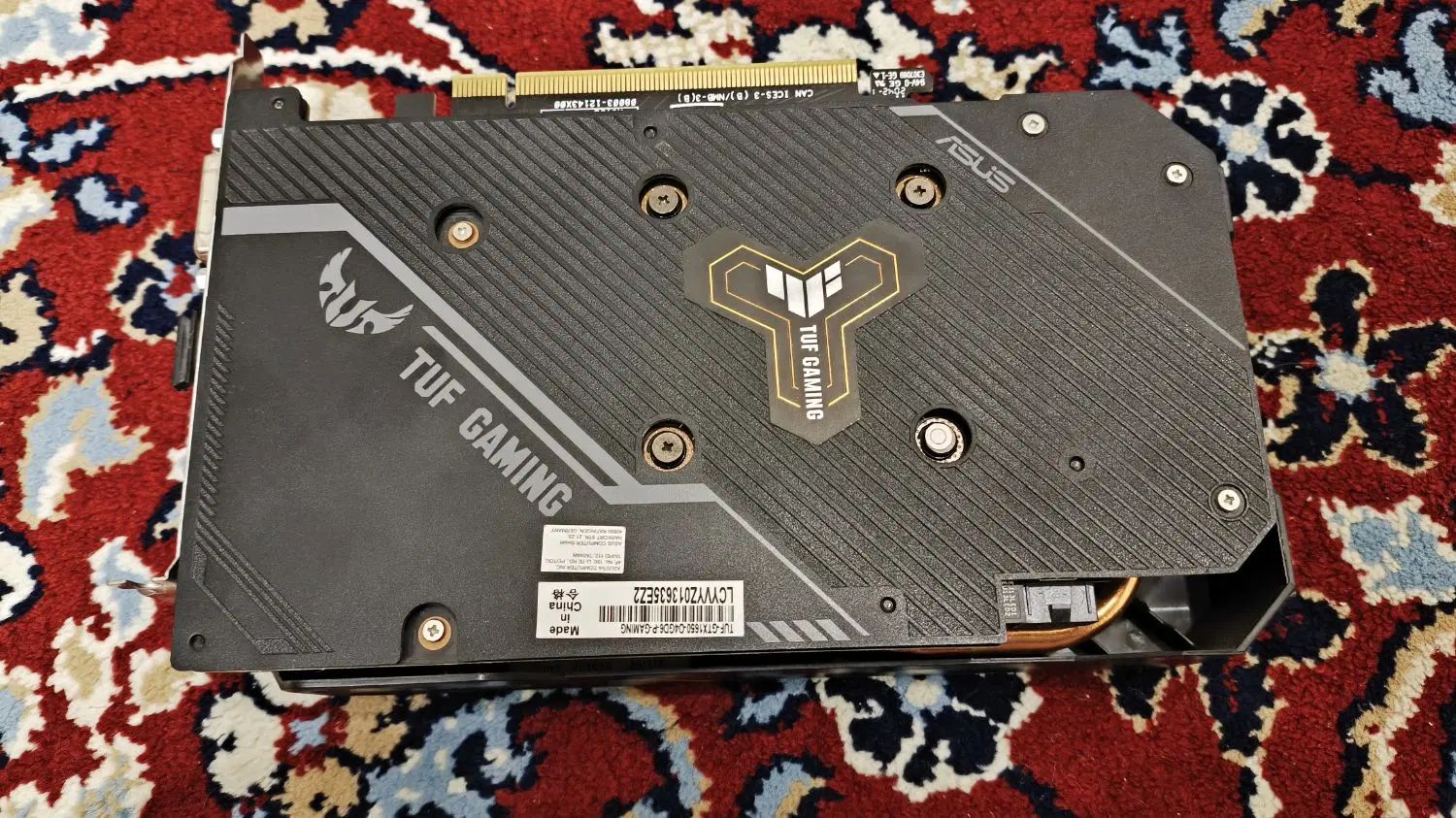 گرافیک 1650ایسوز tuf oc ddr6|قطعات و لوازم جانبی رایانه|اصفهان, شاهزید|دیوار