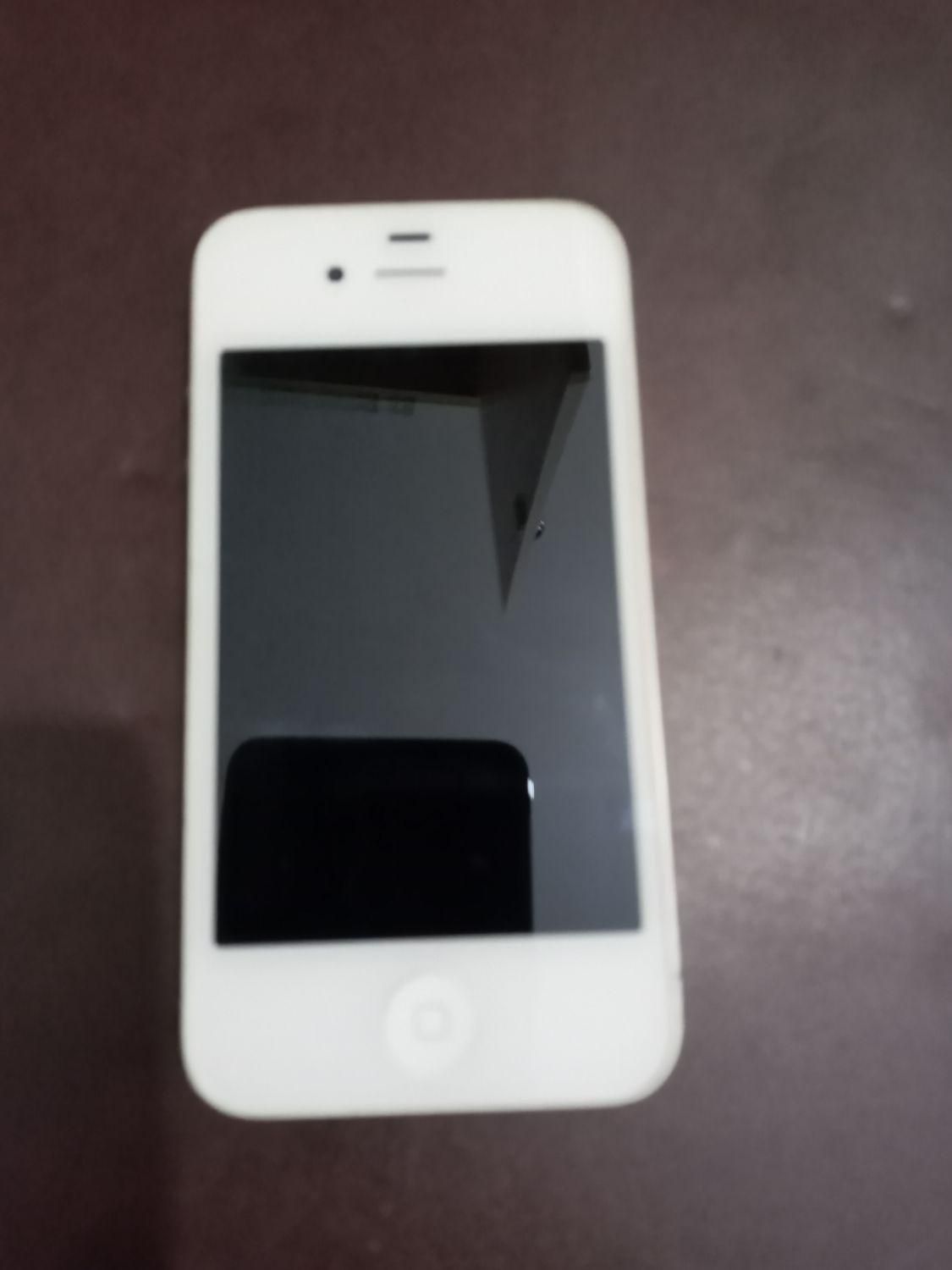اپل iPhone 4s با حافظهٔ ۱۶ گیگابایت|موبایل|تهران, نعمت‌آباد|دیوار