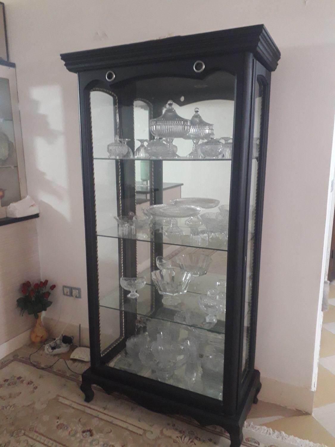 بوفه چوبی اینه و چراغ دار|بوفه، ویترین، کنسول|بندرعباس, |دیوار