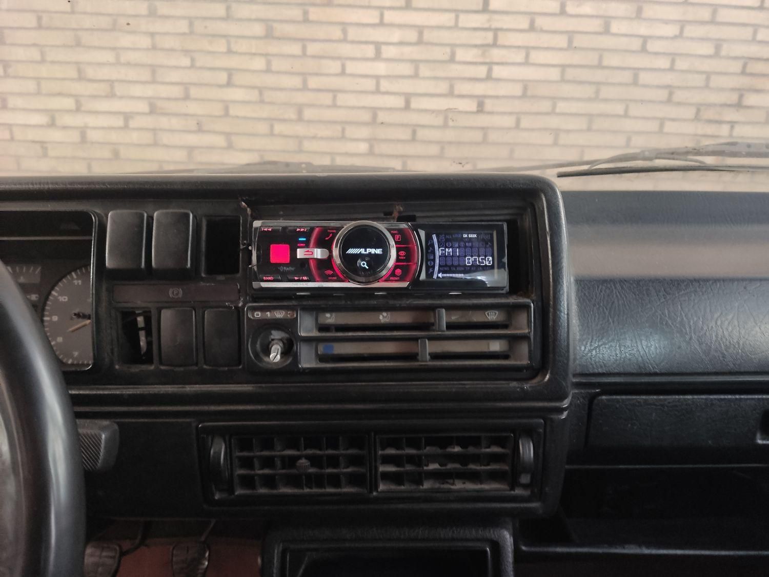 گلف 1992 کلاسیک|خودرو کلاسیک|شیراز, معالی‌آباد|دیوار