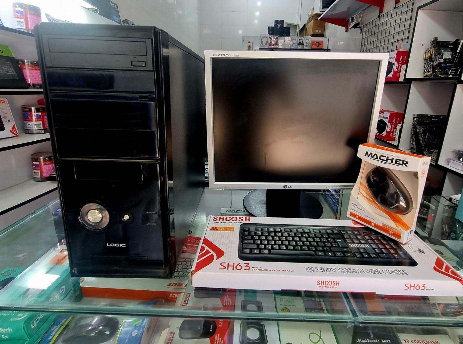 کامپیوتر با مانیتور ال سی دی(رفسنجان)|رایانه رومیزی|جیرفت, |دیوار