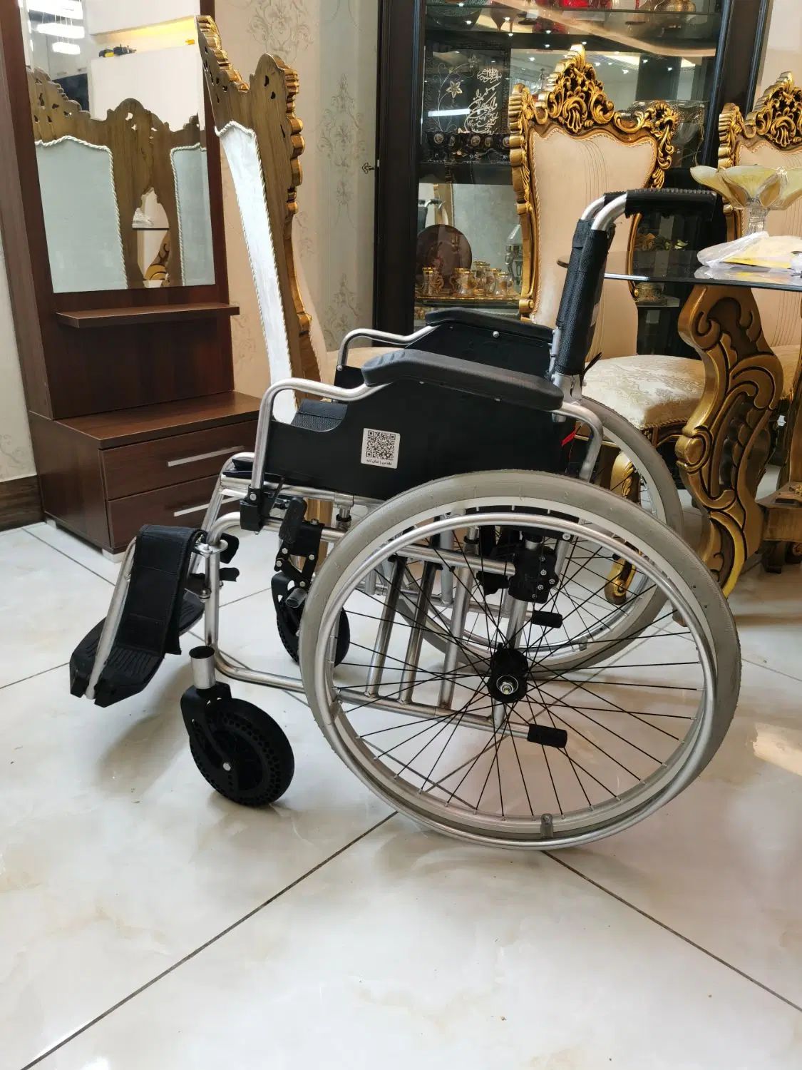 ویلچر قطعات جدا شونده پیمی شاسی دوبل کیفیت a|آرایشی، بهداشتی، درمانی|اصفهان, بابوکان|دیوار