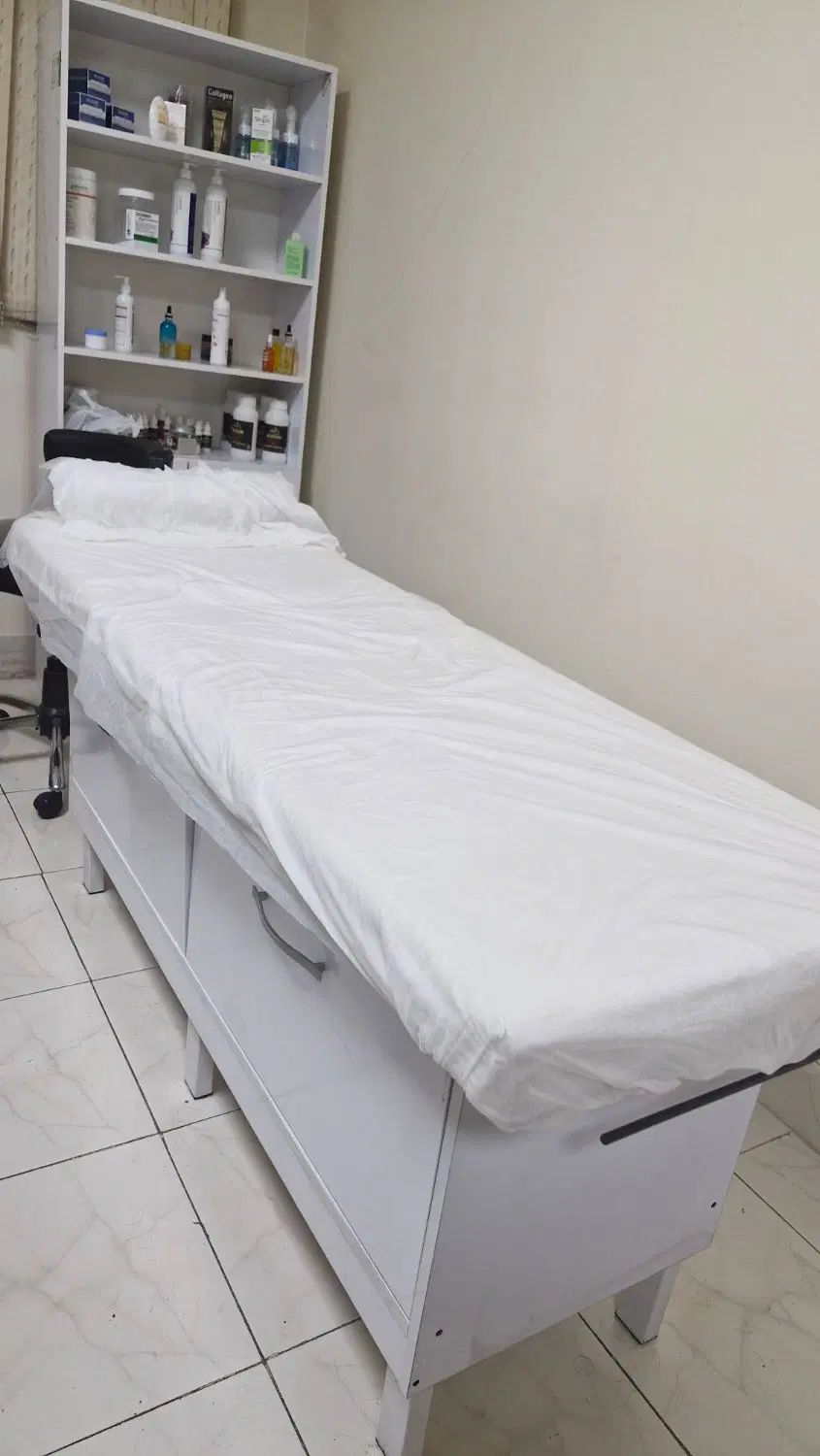 فروش تخت مناسب فیشالل یا ماساژ با قیمت استثنایی|تخت و سرویس خواب|شیراز, باغ تخت|دیوار