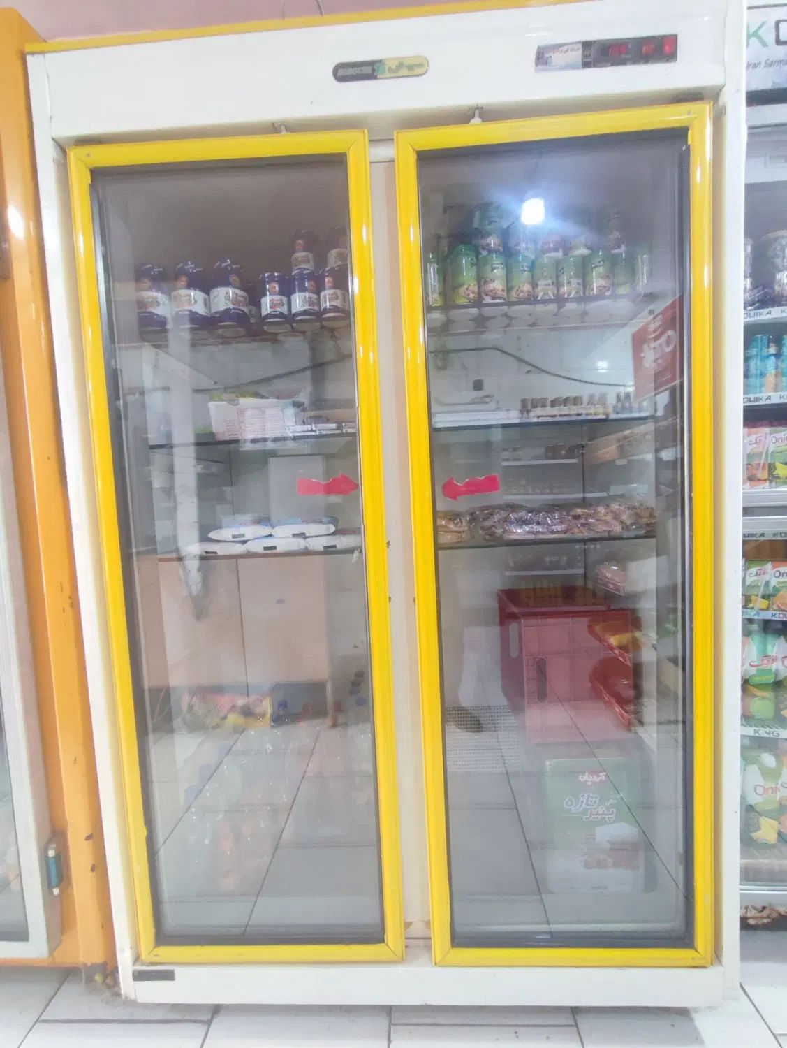یخچال دو درب و تاپینگ یخچال دار|فروشگاه و مغازه|اصفهان, برزان|دیوار
