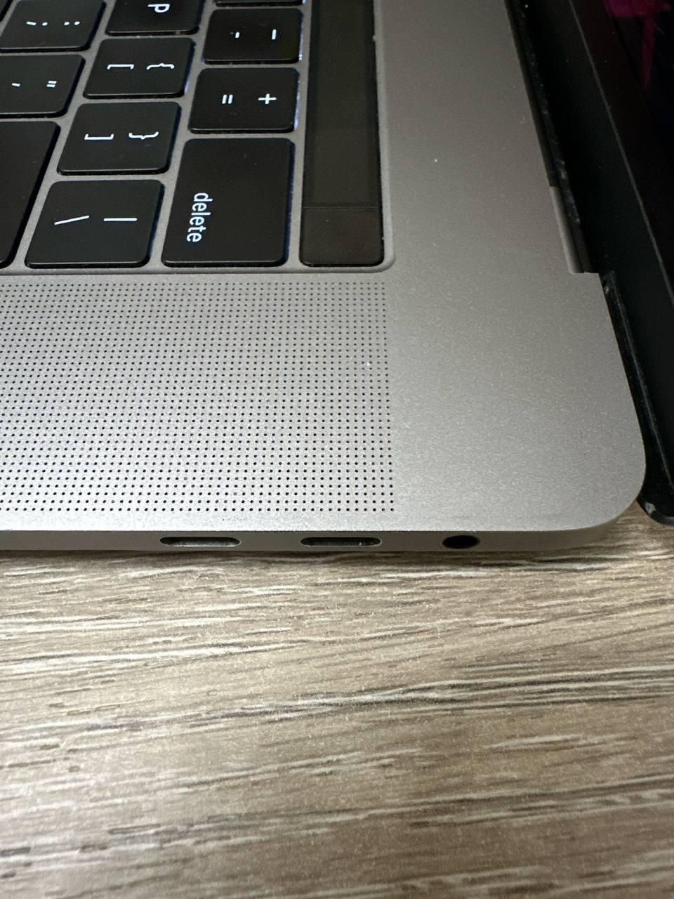 Macbook pro2017 A1707|رایانه همراه|تهران, سیدخندان|دیوار