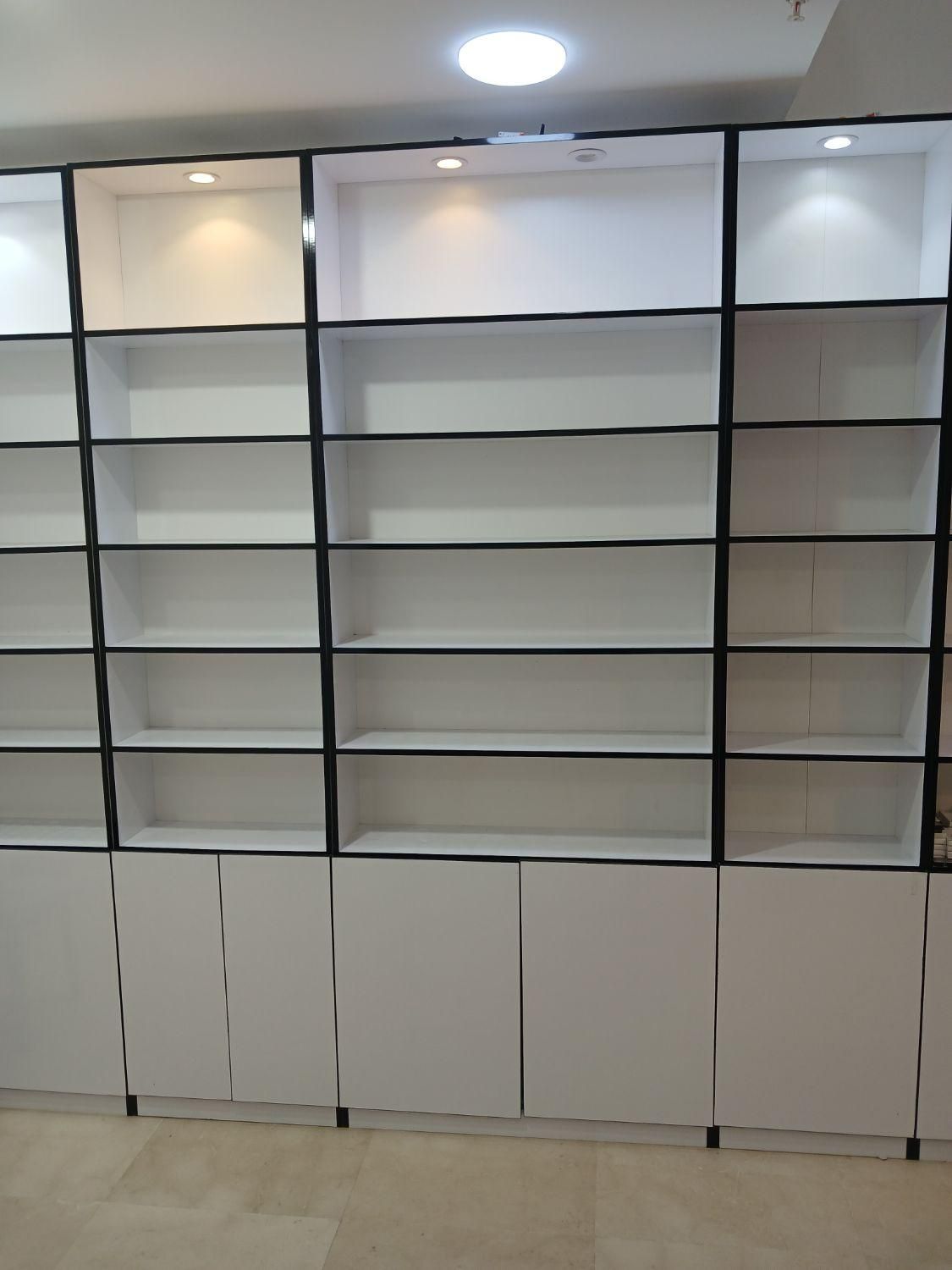 فروش ویترین مغازه|فروشگاه و مغازه|چابهار, |دیوار