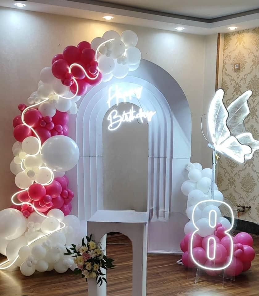 تم تولد بادکنک آرایی استند کیک بک گراند|خدمات پذیرایی، مراسم|شیراز, شیشهگری|دیوار