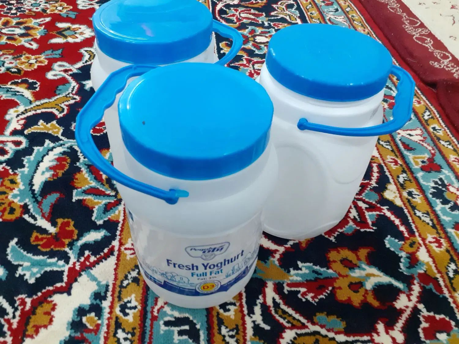 دبه ماست تمیز|ظروف نگهدارنده، پلاستیکی، یک‌بارمصرف|مشهد, طبرسی شمالی|دیوار