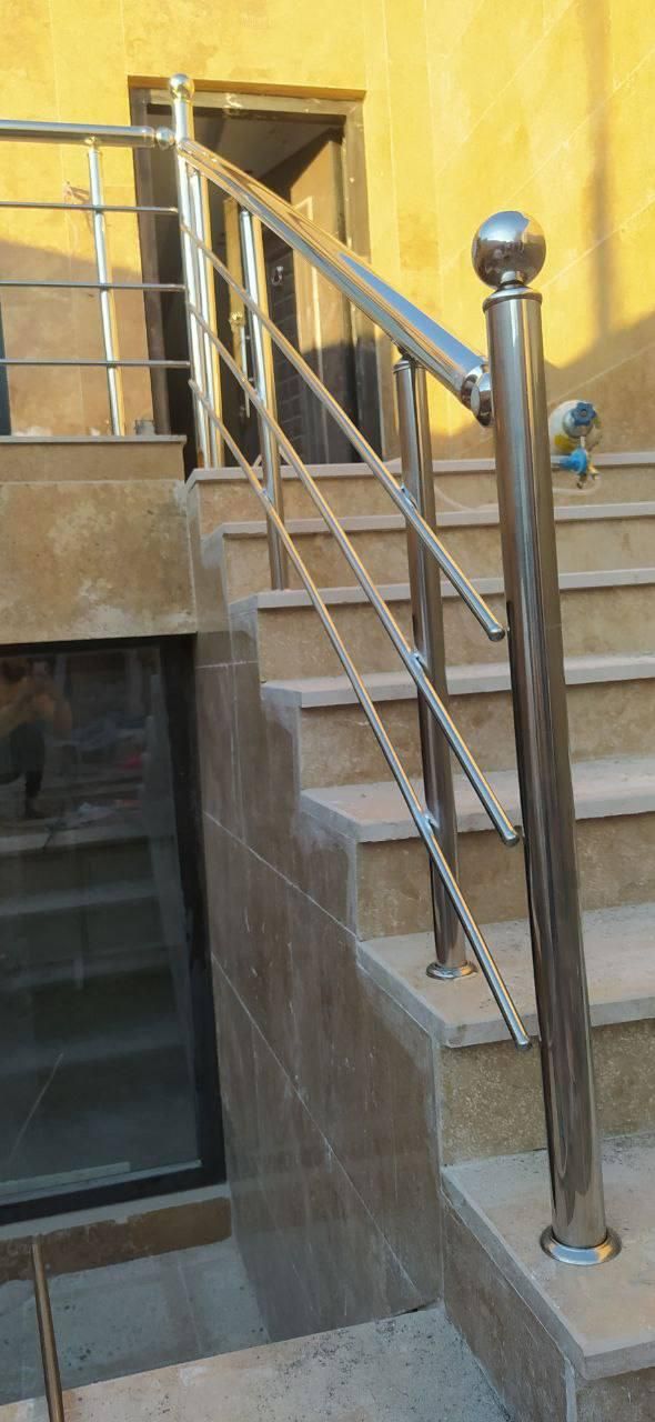 نرده استیل حفاظ شیشه اهنی نردبان|خدمات پیشه و مهارت|مشهد, کلاهدوز|دیوار