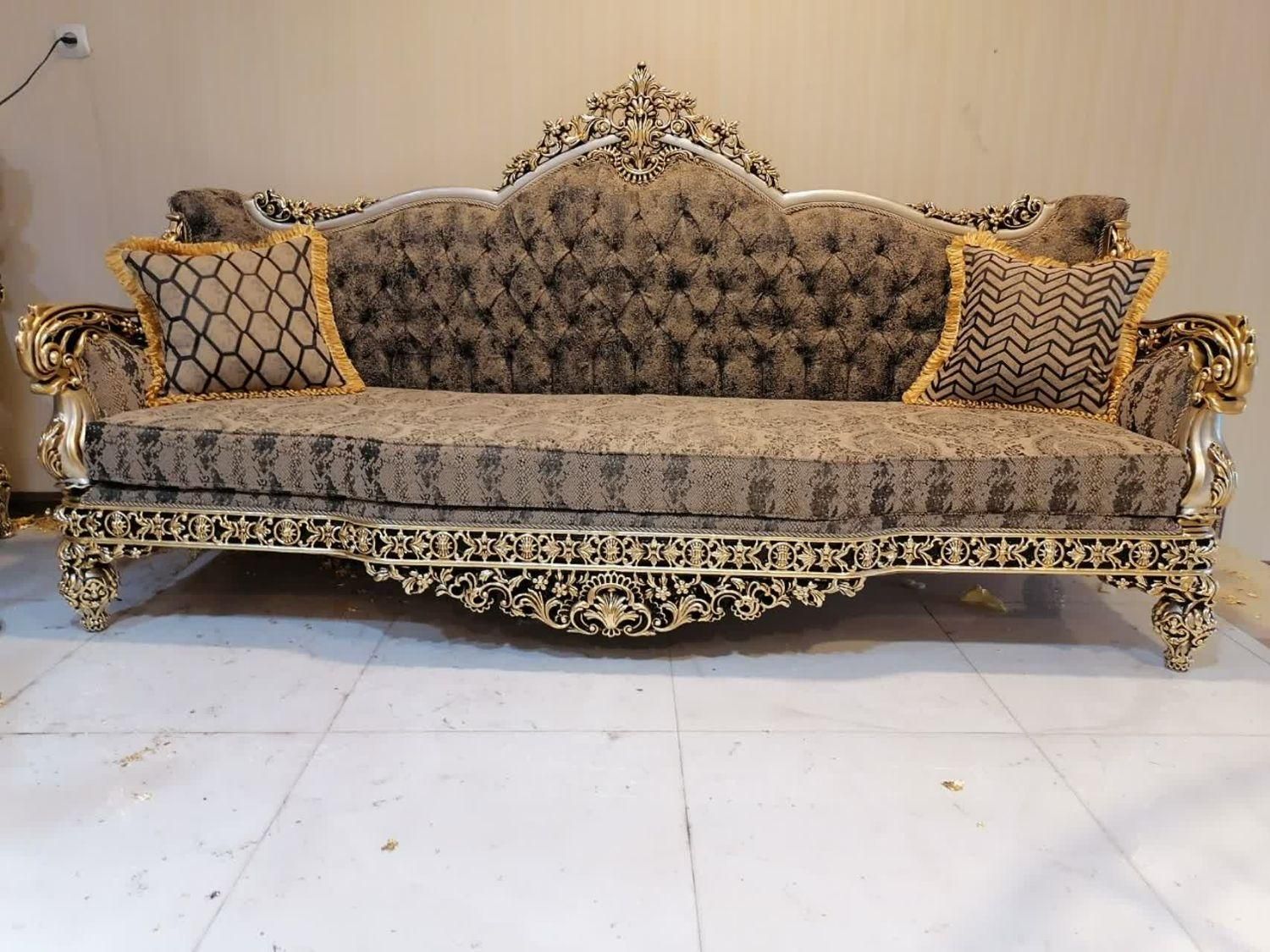 کلاف خام مبلمان سلطنتی|مبلمان خانگی و میز عسلی|ملایر, |دیوار