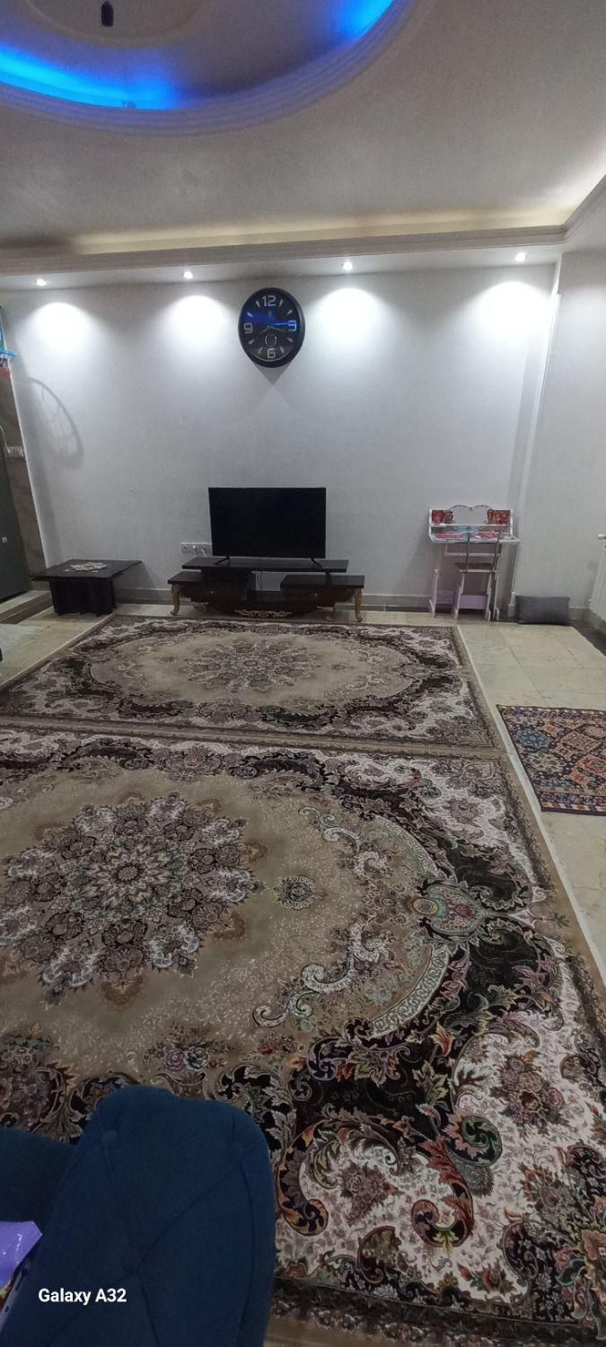 اجاره آپارتمان ۷۵ متر تک خواب ط همکف گلچین karen|اجارهٔ آپارتمان|تهران, گلچین|دیوار