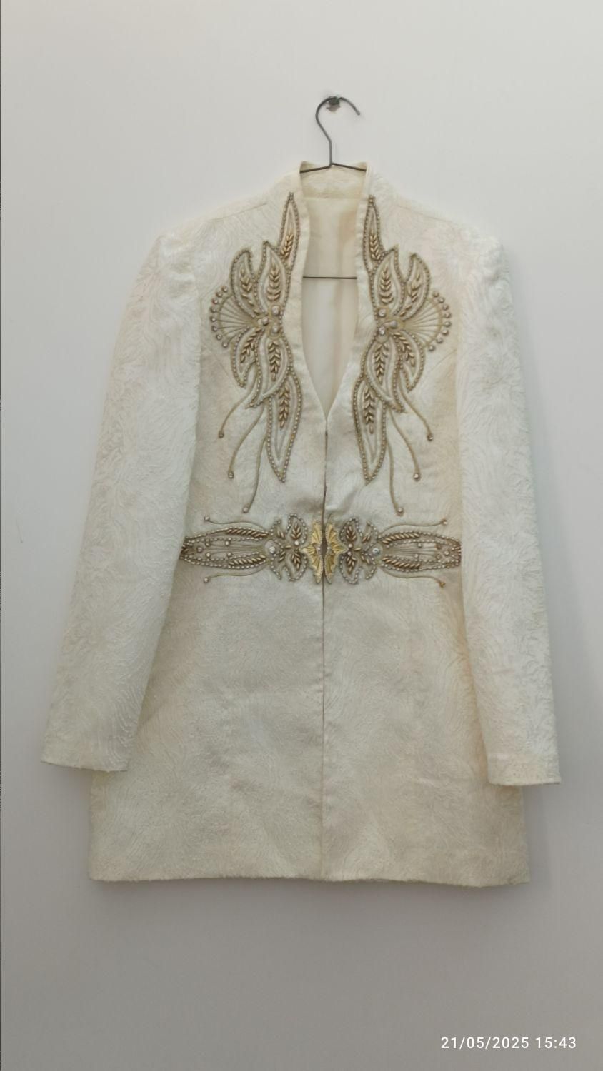 کت تک|لباس|لار, |دیوار