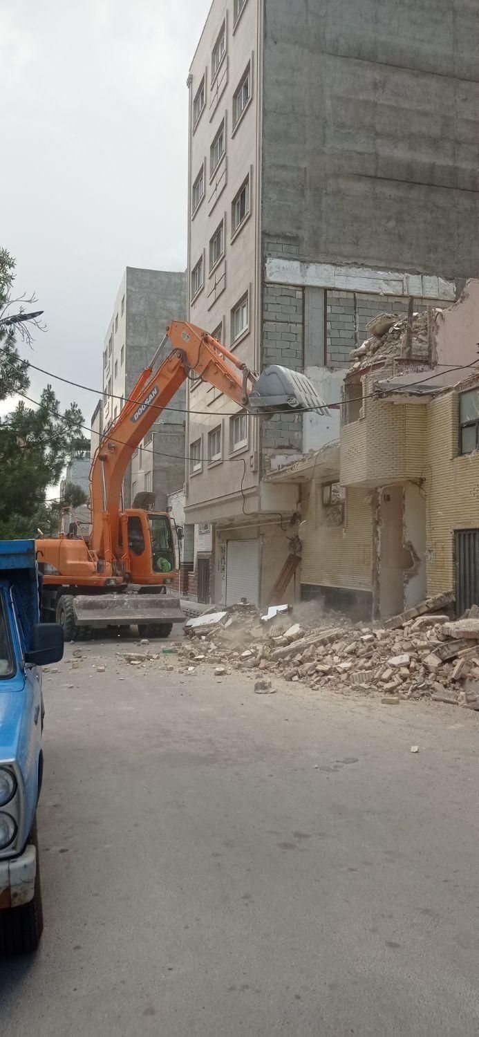 تخریب ساختمان و خاکبرداری درست کار|خدمات پیشه و مهارت|تبریز, |دیوار