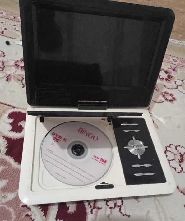 دی وی دی پلیر مانیتور دار|پخش‌کننده DVD و ویدیو|مشهد, سپاد|دیوار