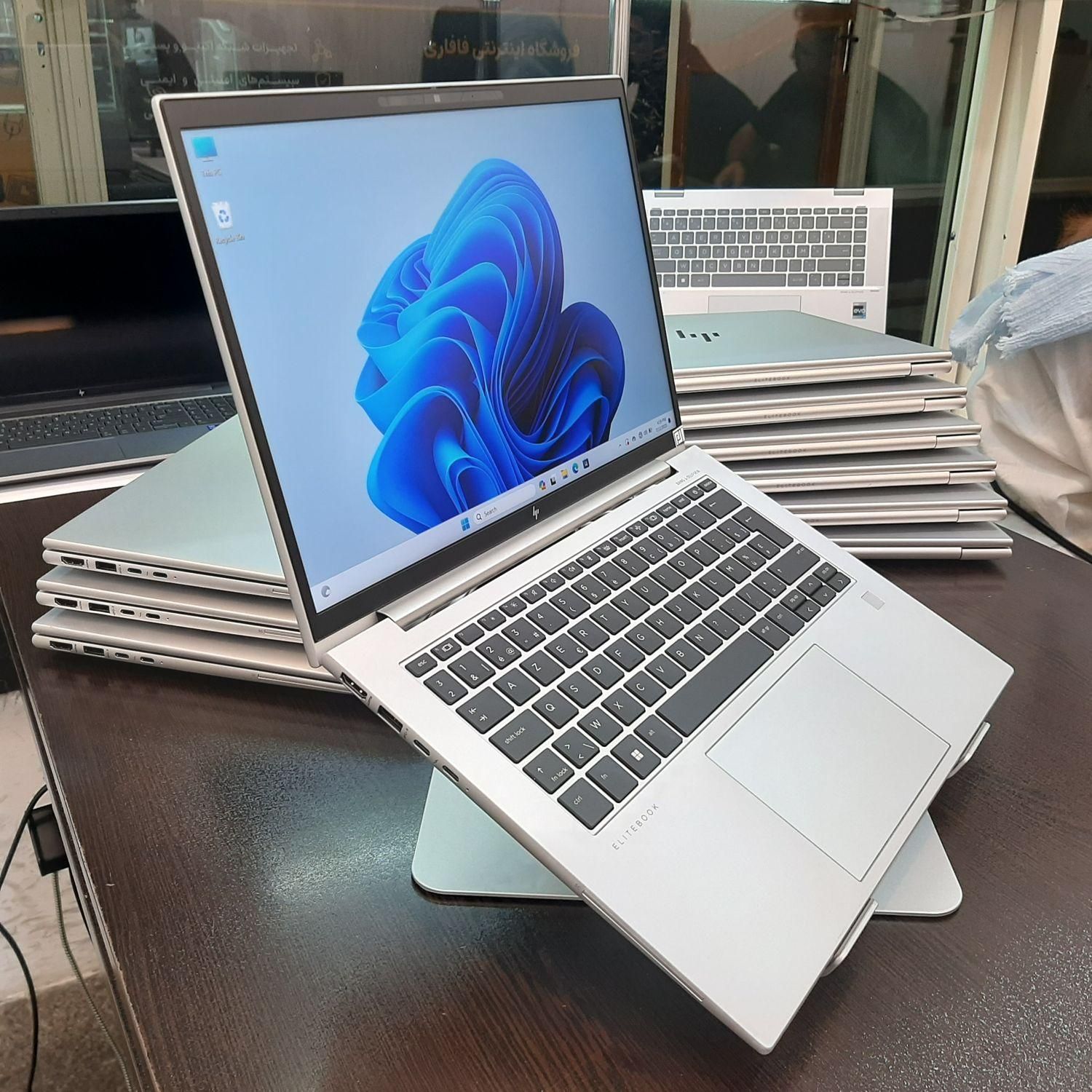 لپتاپ با سی پی یو قوی ۱۴ اینچ  EliteBook 845 G10|رایانه همراه|تهران, میدان ولیعصر|دیوار