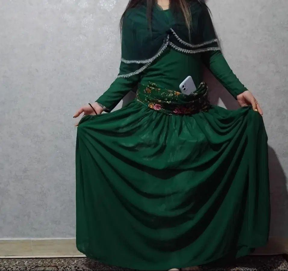 مجلسی ومحلی کردی.کوردی|لباس|کرج, دانشگاه هنر تهران (پردیس کرج)|دیوار