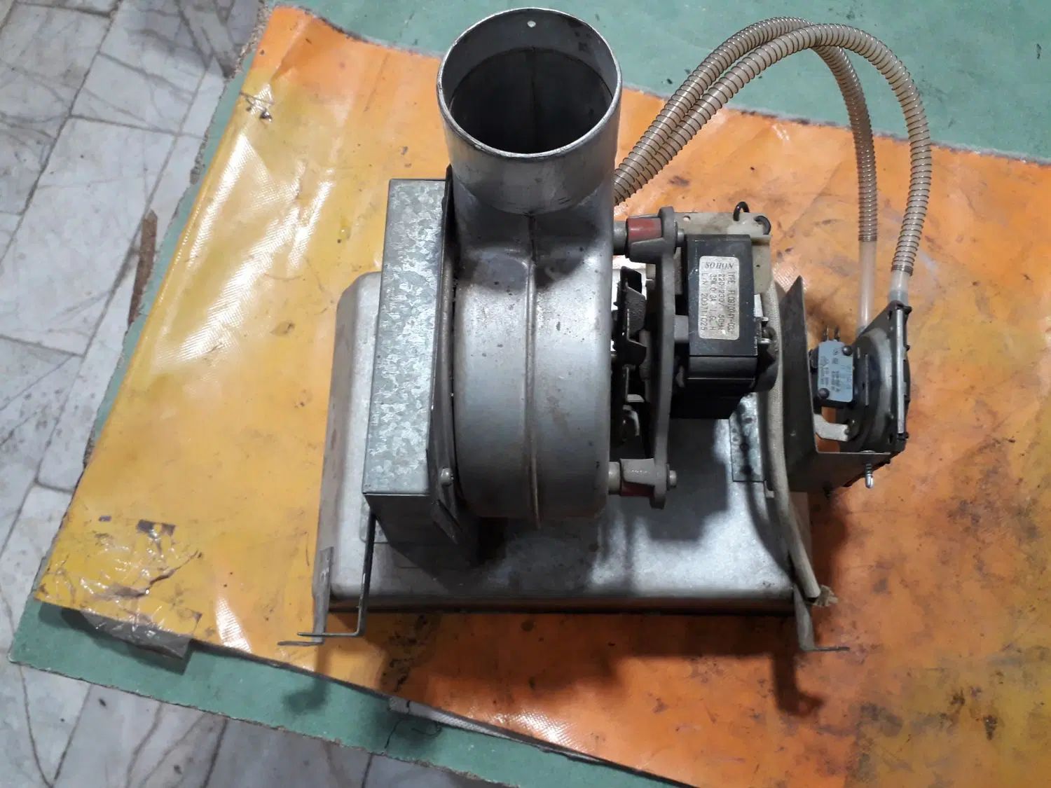 فن آبگرمکن .شیر گاز آبگرمکن B3315if و برد اصلی|آبگرمکن، پکیج، شوفاژ|کرج, دهقان ویلا|دیوار