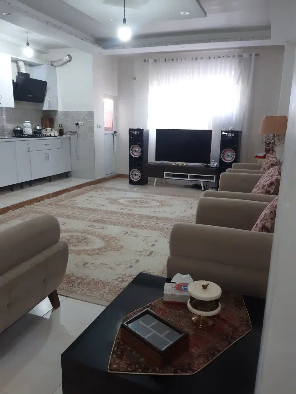 فروش واحد نوساز در جماران چهارراه بصیری|فروش آپارتمان|رشت, جماران|دیوار