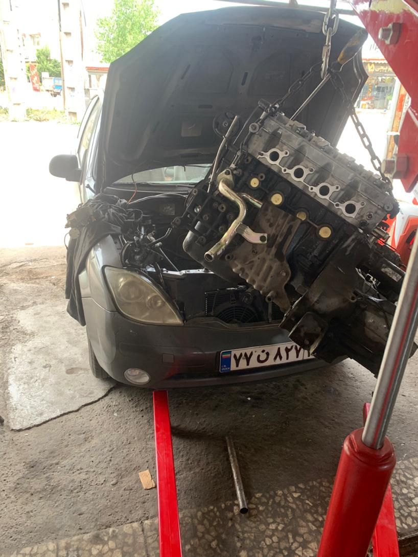 میکانیک، تعمیرماشین درمحل،باطری ،جرثقیل|خدمات موتور و ماشین|رشت, نیروی دریایی|دیوار