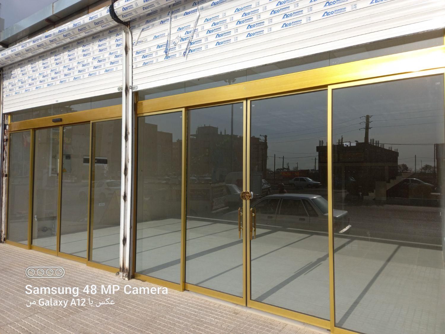 کرکره برقی ودرب اتوماتیک شیشه ای نعمتی|خدمات پیشه و مهارت|نسیمشهر, |دیوار