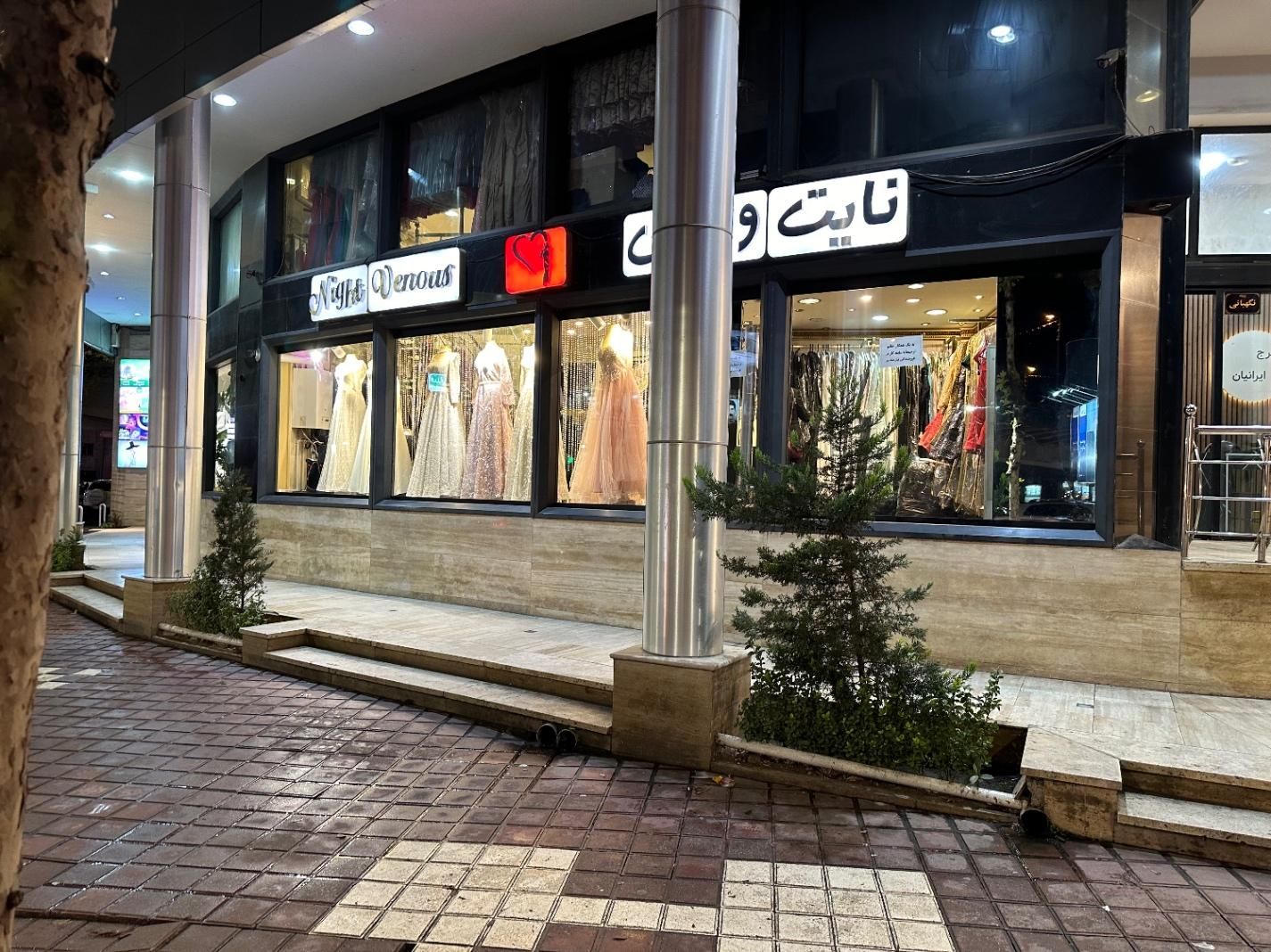 فروش مغازه با ملکیت و سر قفلی|فروش مغازه و غرفه|رشت, گلسار|دیوار