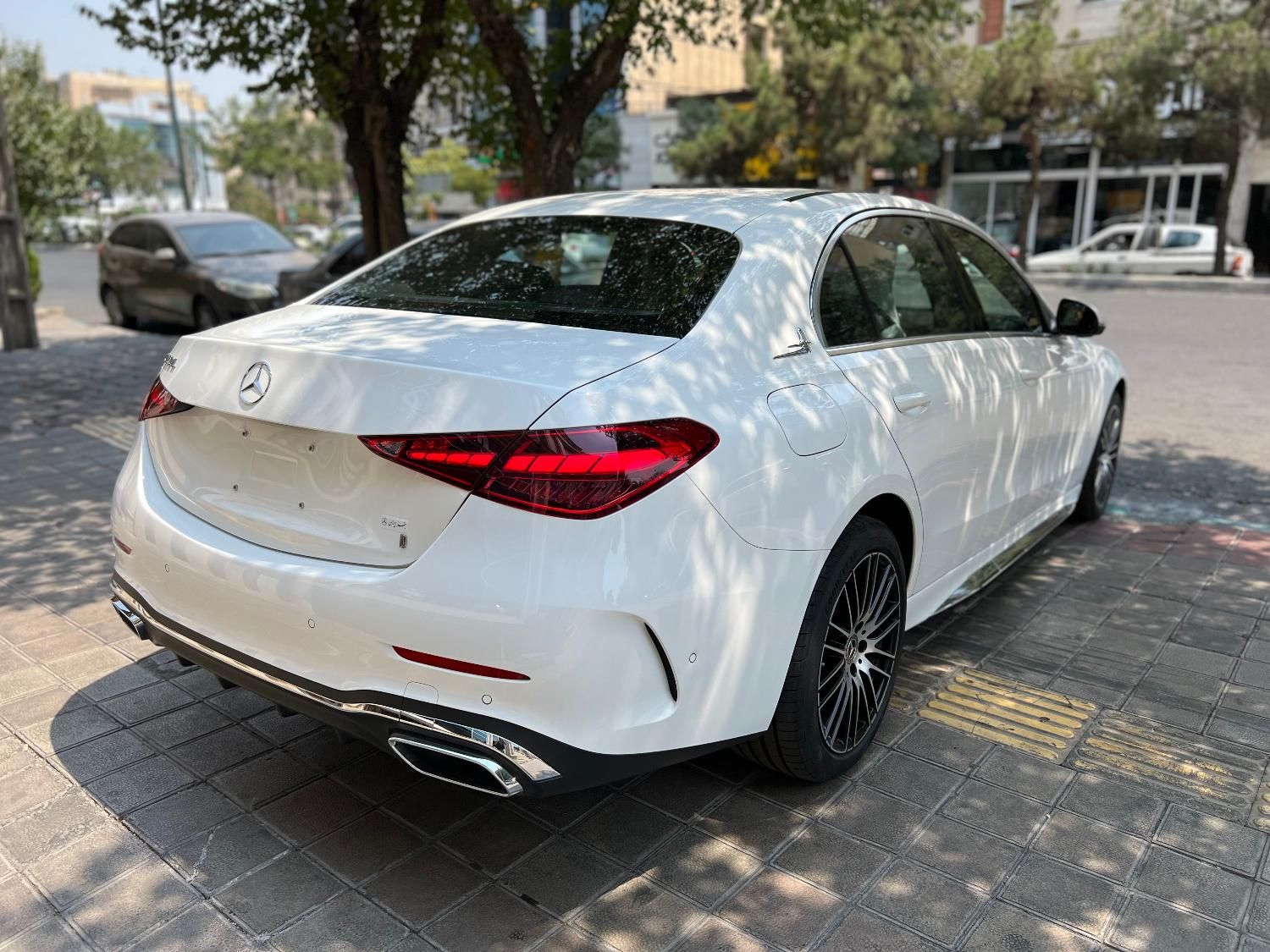 بنز C200L ، مدل ۲۰۲۵|خودرو سواری و وانت|تهران, سعادت‌آباد|دیوار