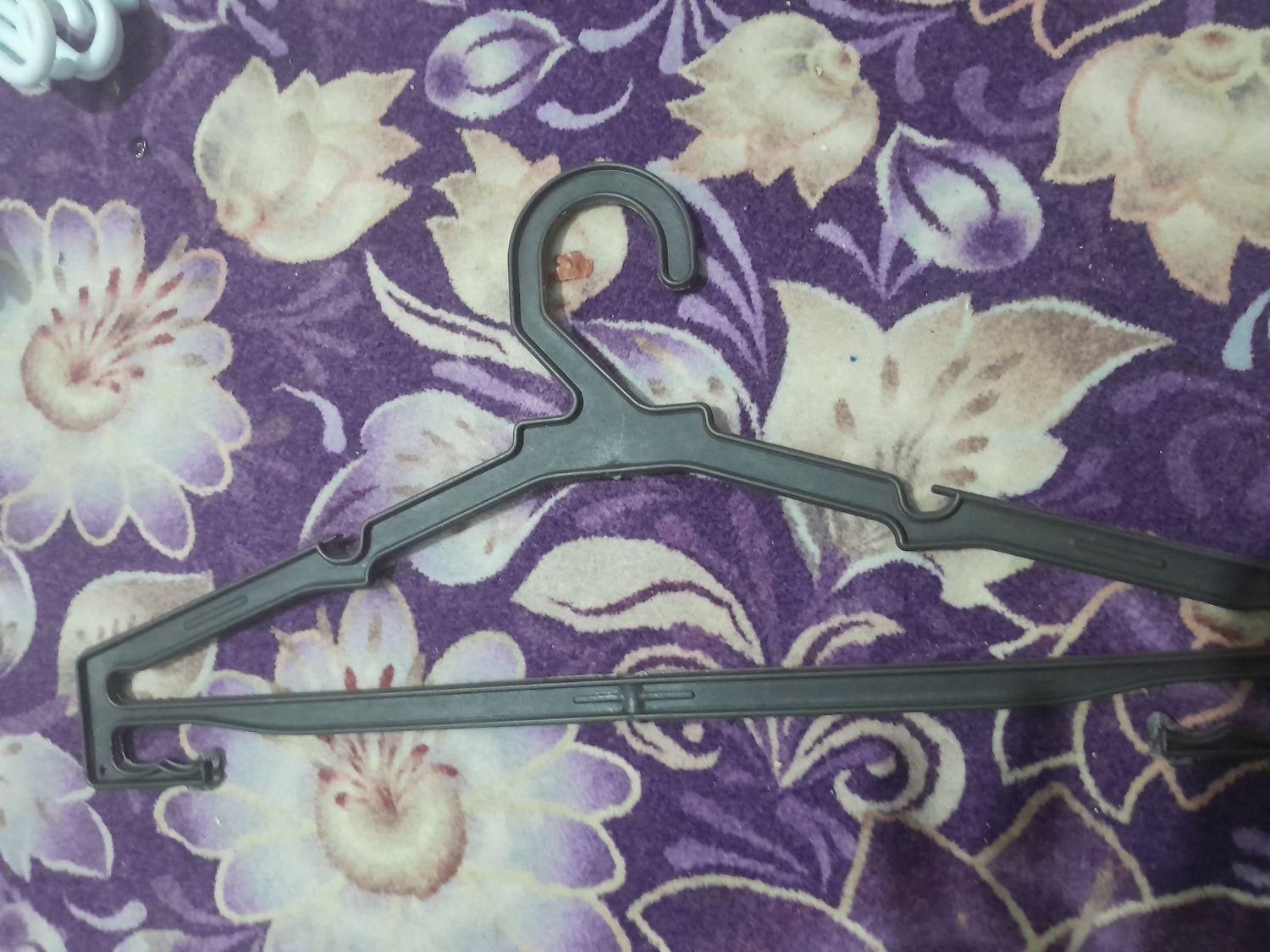 چوب لباسی|لباس|هندیجان, |دیوار