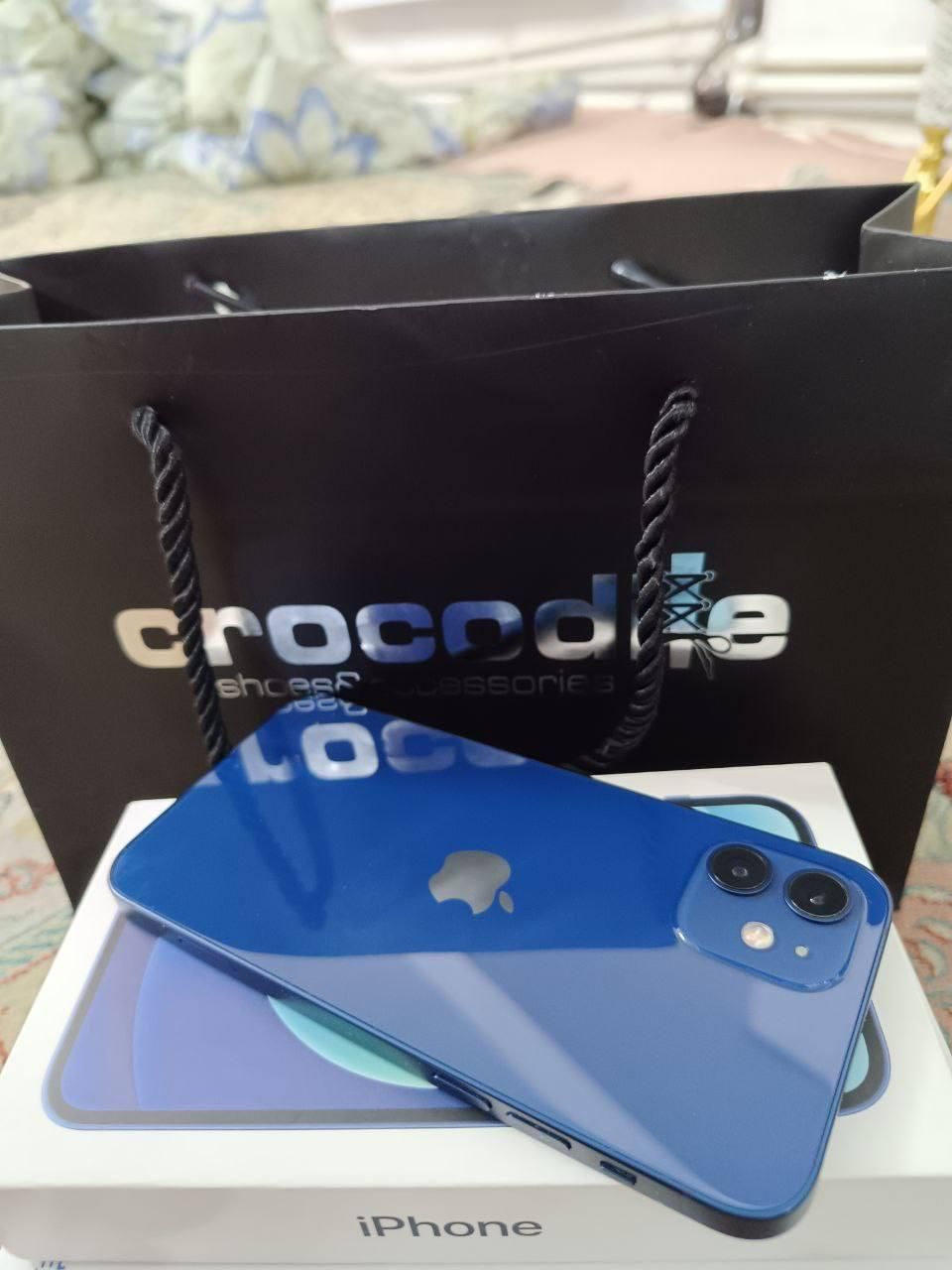 iphone 12 64g لاک شبکه آکبند|موبایل|تهران, باغ خزانه|دیوار
