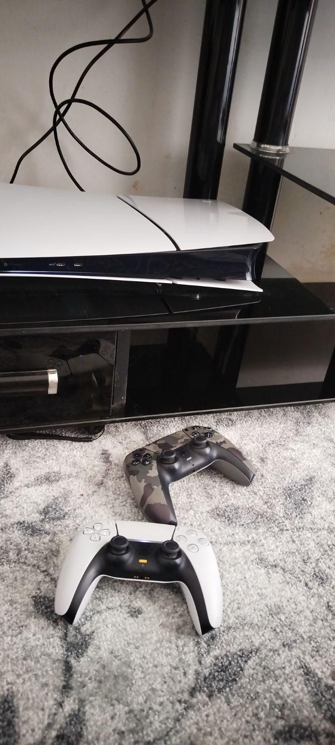 ps5 تمیز و کم کار|کنسول، بازی ویدئویی و آنلاین|اصفهان, آفاران|دیوار