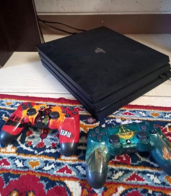 PS4 Pro Z2 online/Offline|کنسول، بازی ویدئویی و آنلاین|اصفهان, امامزاده اسماعیل|دیوار