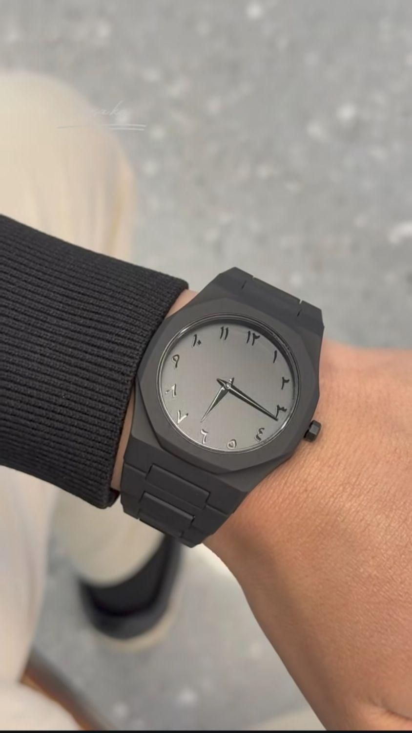 ساعت فول مشکی ترند اینستا|ساعت|قم, صفائیه|دیوار