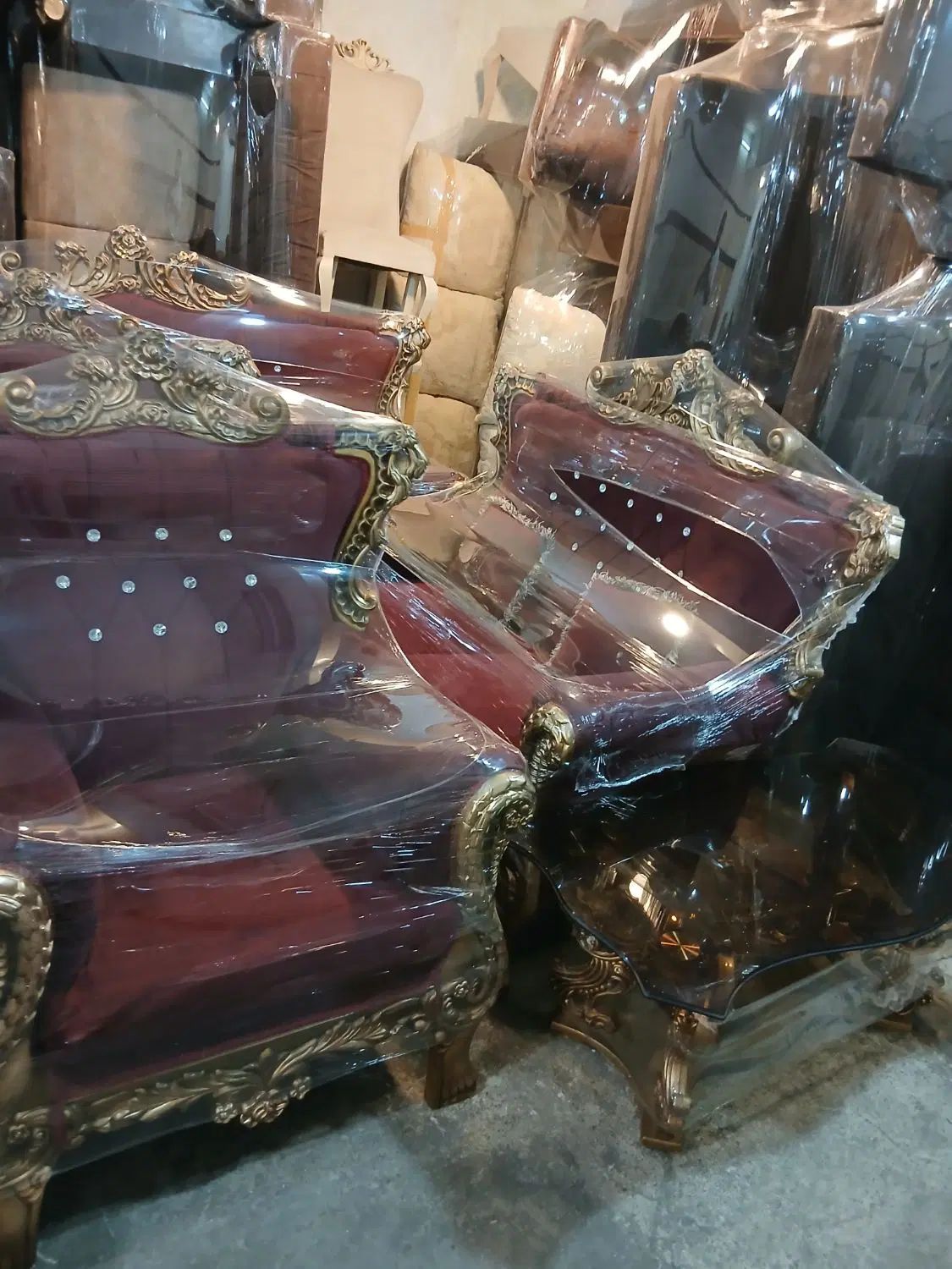مبلها در حدنو ۷نفره|مبلمان خانگی و میز عسلی|رشت, خواهر امام|دیوار