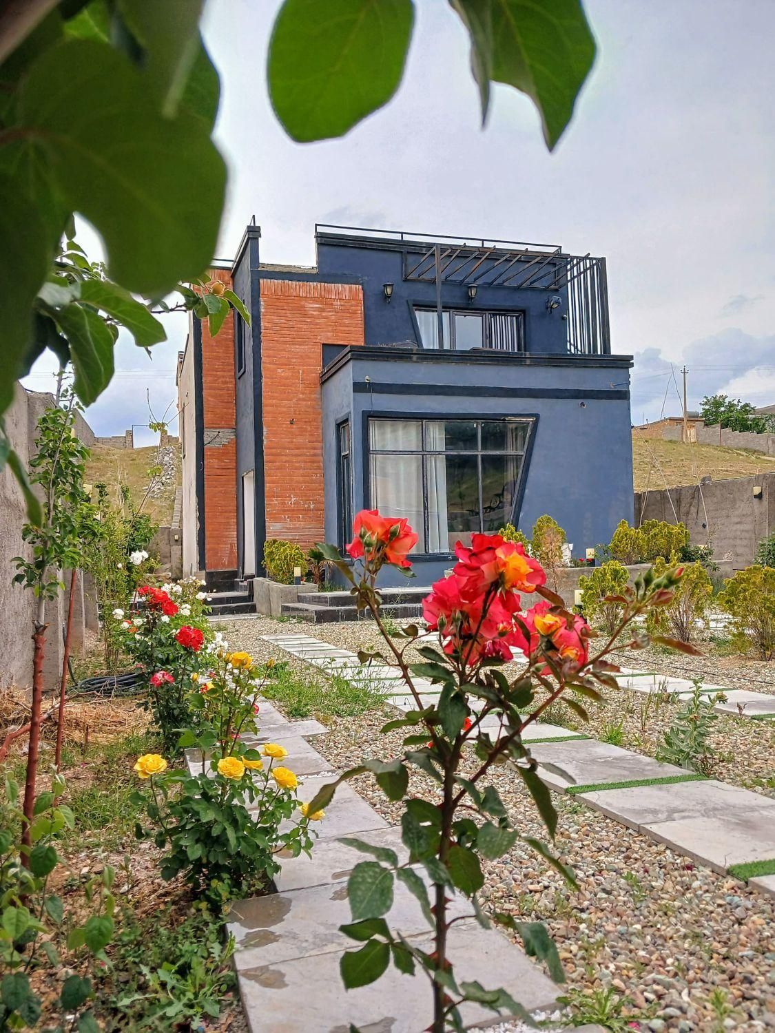 اجاره سالانه/فروش ویلا ۲۵۰ متری در رودهن سند تکبرگ|اجارهٔ کوتاه‌مدت ویلا و باغ|تهران, خزانه|دیوار