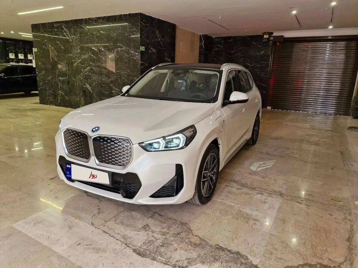 BMW ix1|خودرو سواری و وانت|تهران, صادقیه|دیوار