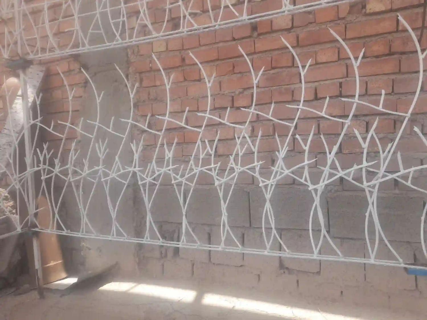 تنها تولیدکننده انواع حفاظ های شاخ گوزنی ودرختی|خدمات پیشه و مهارت|کرمان, |دیوار