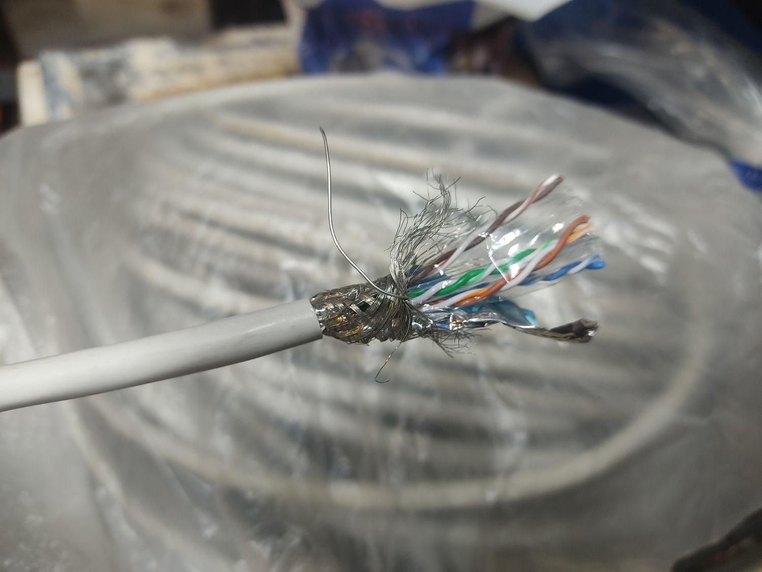 کابل شبکه آمریکایی|مودم و تجهیزات شبکه|شاهین‌شهر, عطار|دیوار