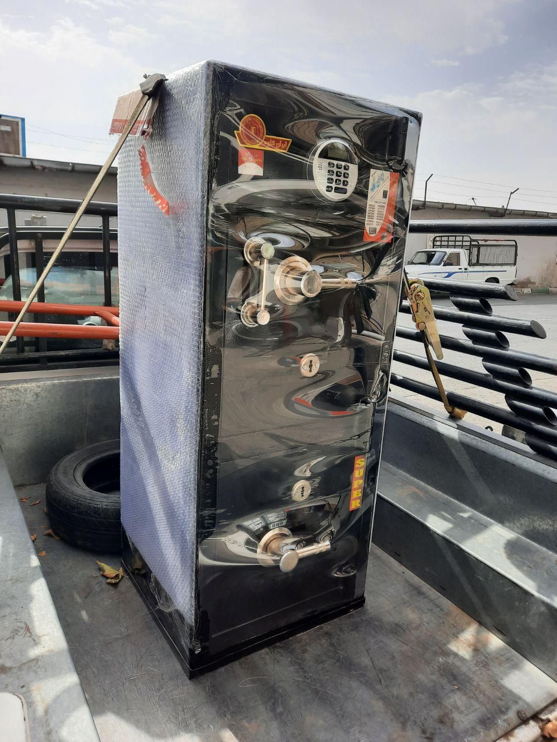 گاوصندوق مدلهای ۱۰۱ ۱۲۱ خانگی اداری ( گاوصندوق )|ابزارآلات|تهران, شهرک طالقانی|دیوار