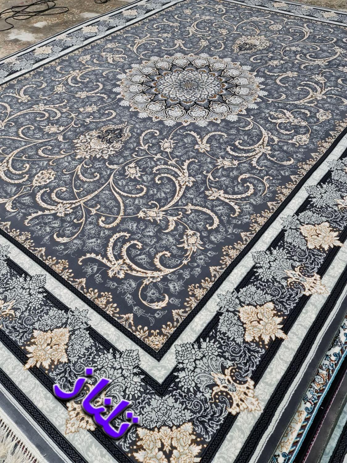 فرش درباری (گل رز)|فرش|شیراز, کیان آباد|دیوار