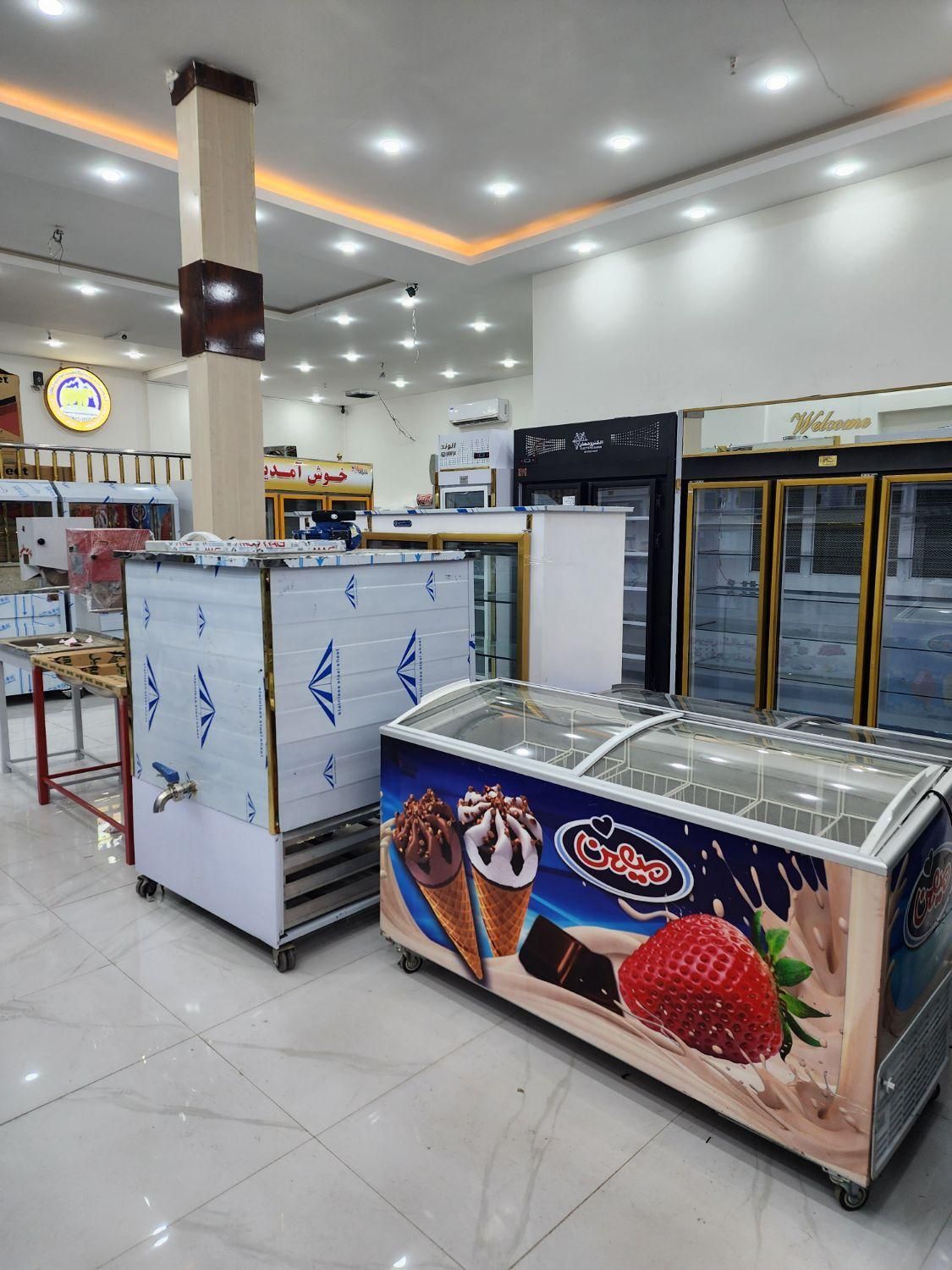 یخچال و فریزر ایستاده ویترینی الکترو حهان|فروشگاه و مغازه|مشهد, توس (بلوار توس)|دیوار