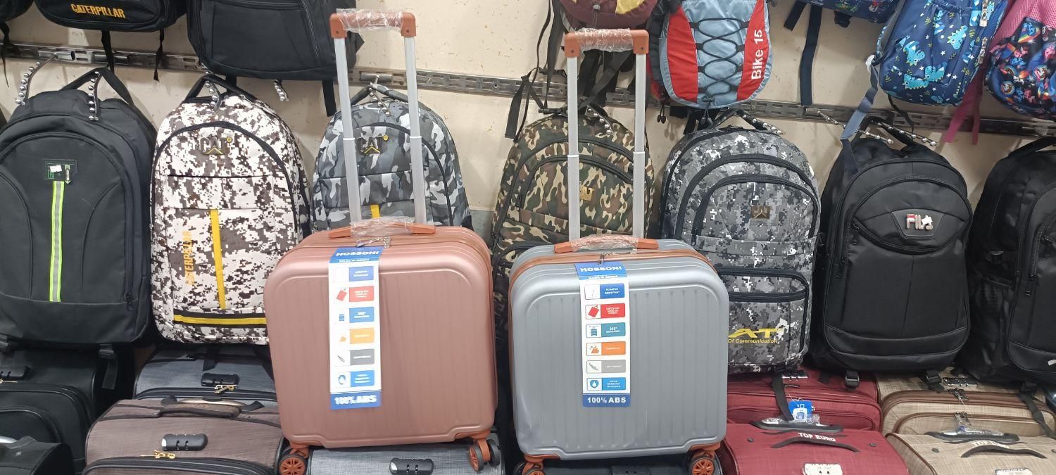 چمدان برزنتی|کیف، کفش، کمربند|سبزوار, پامنار|دیوار