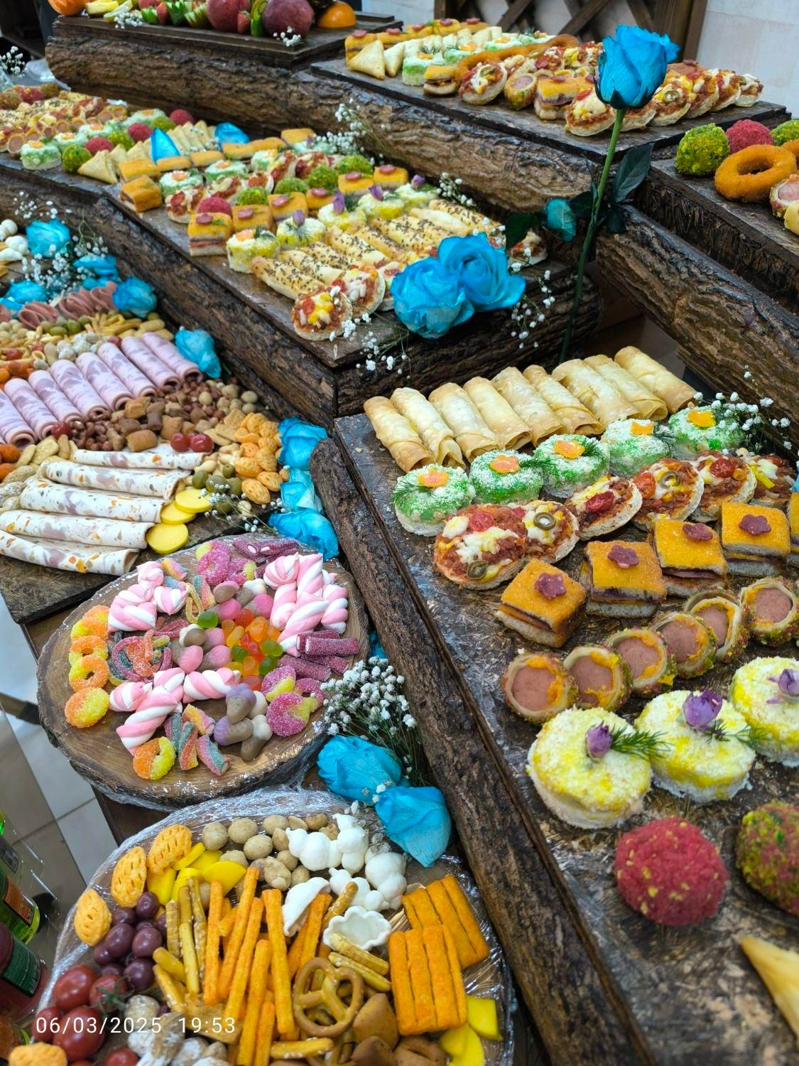 فینگرفود|خدمات پذیرایی، مراسم|اصفهان, خرم|دیوار