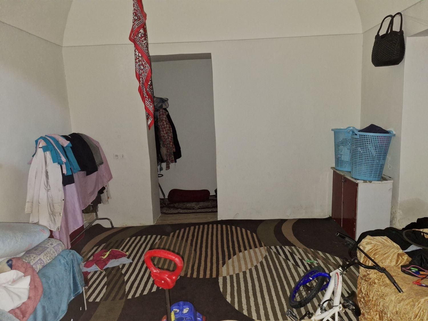 فروش منزل مسکونی بلوار اصلی عزت آباد|فروش خانه و ویلا|سیرجان, |دیوار