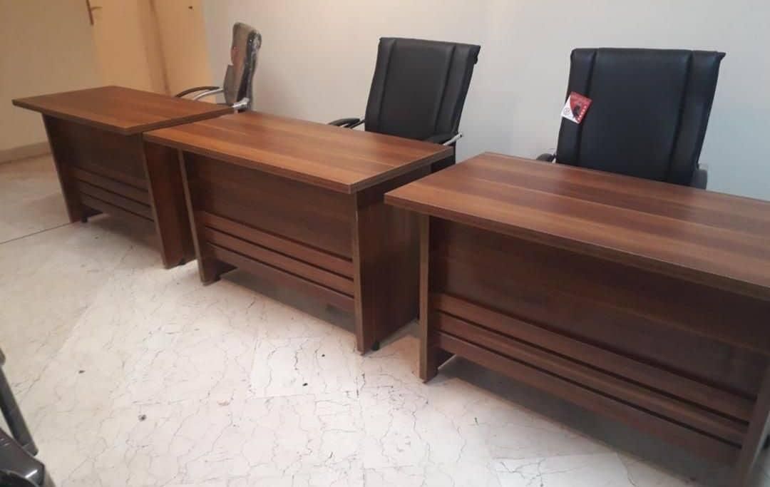میز تحریر  میز کارمندی و،|مبلمان اداری|تهران, صاحب الزمان|دیوار