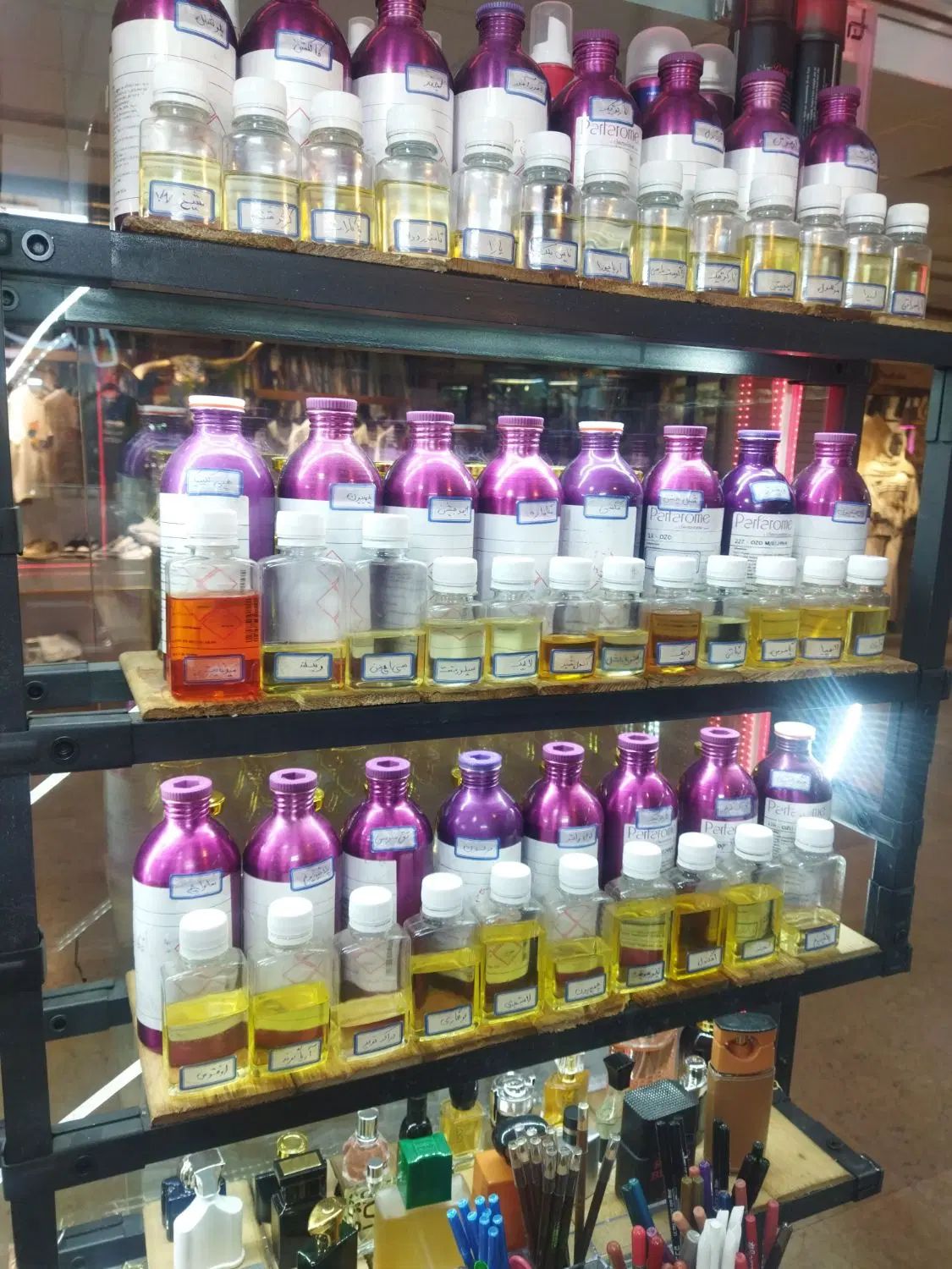 عطرفقط گرمی ۱۵هزار پاساژ عقیق همکف( بیوتی لند)|آرایشی، بهداشتی، درمانی|دامغان, |دیوار