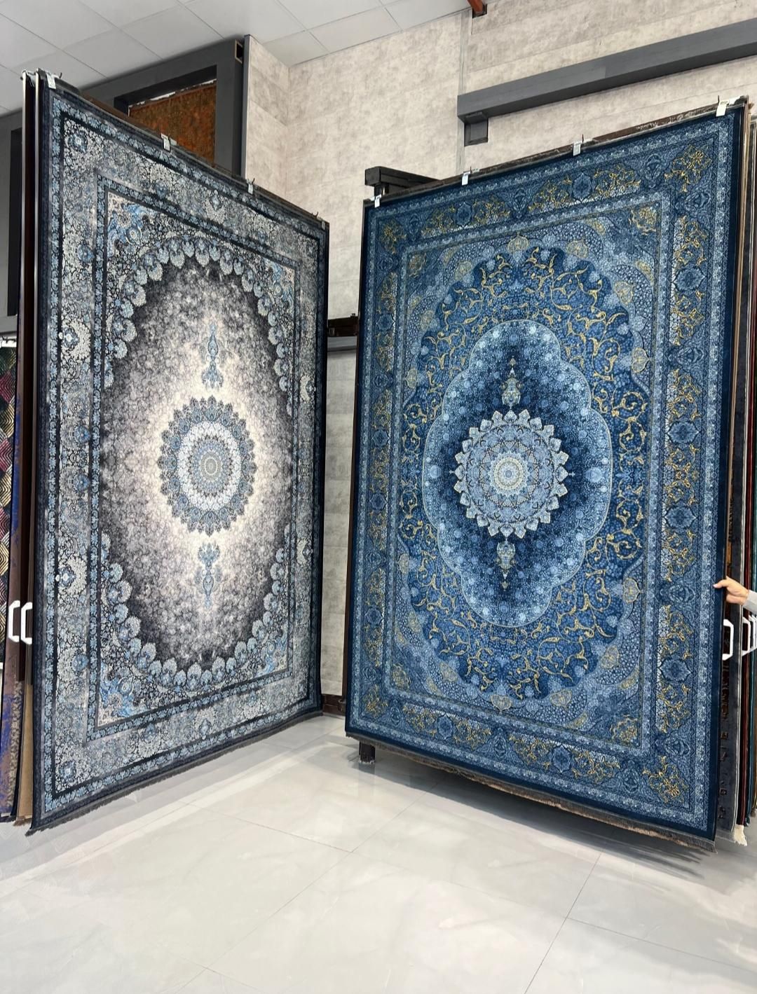آقای فرش شعبه شیراز 700و1000و1200و1500شانه|فرش|شیراز, شهرک سراج‎|دیوار