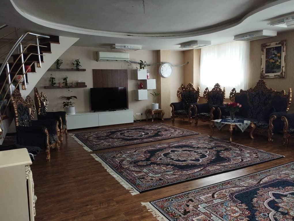 فروش آپارتمان ۱۳۸ متری ۲ خوابه طبقه ۳|فروش آپارتمان|میانه, |دیوار