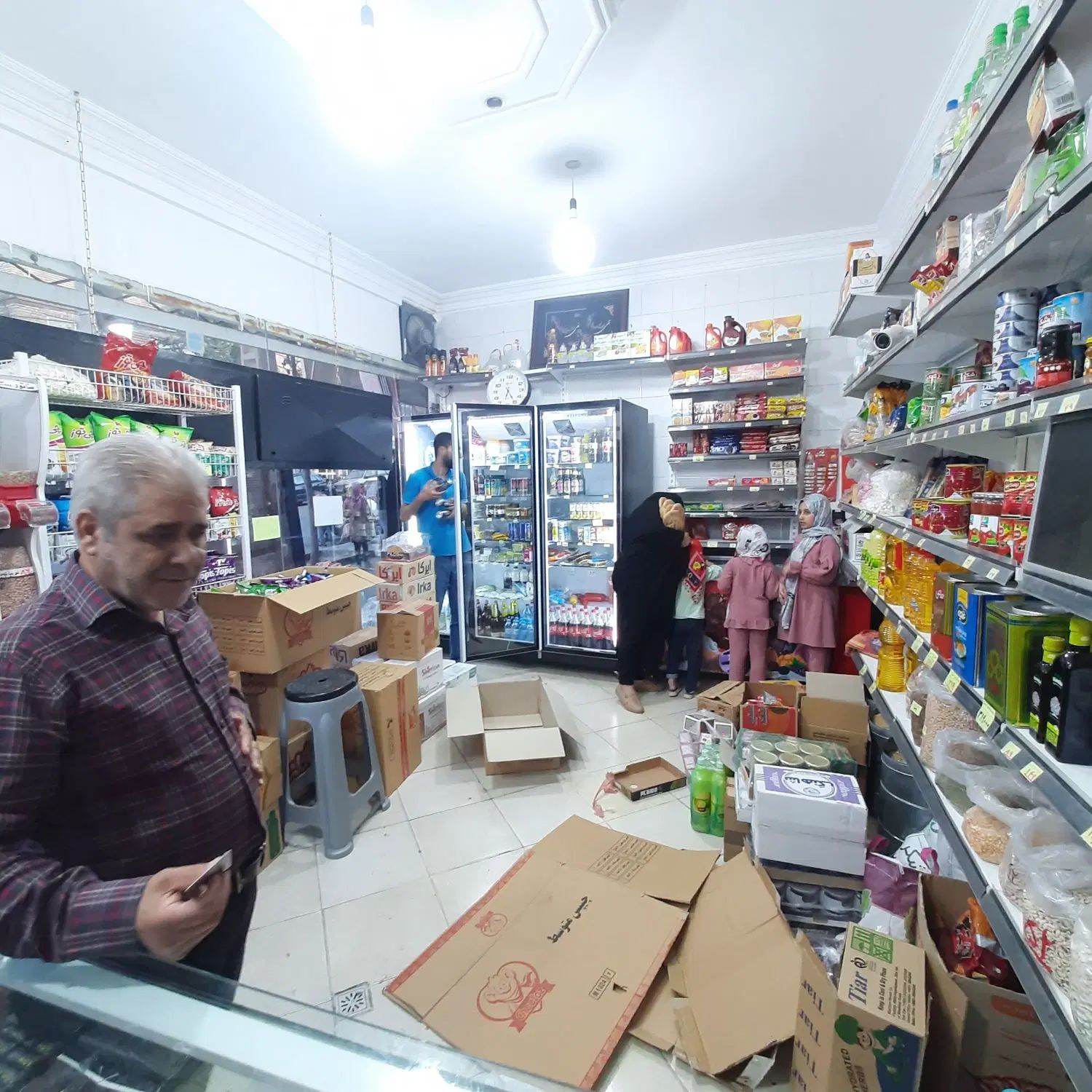 استخدام نیرو کار فروشندگی حسابدار سوپر مارکت هایپر|استخدام خدمات فروشگاه و رستوران|مشهد, کوی سیدی|دیوار