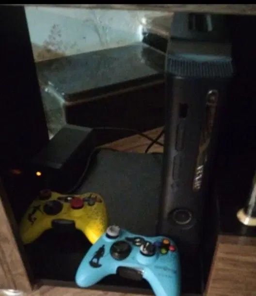 Xbox 360سالم|کنسول، بازی ویدئویی و آنلاین|اصفهان, سروستان|دیوار